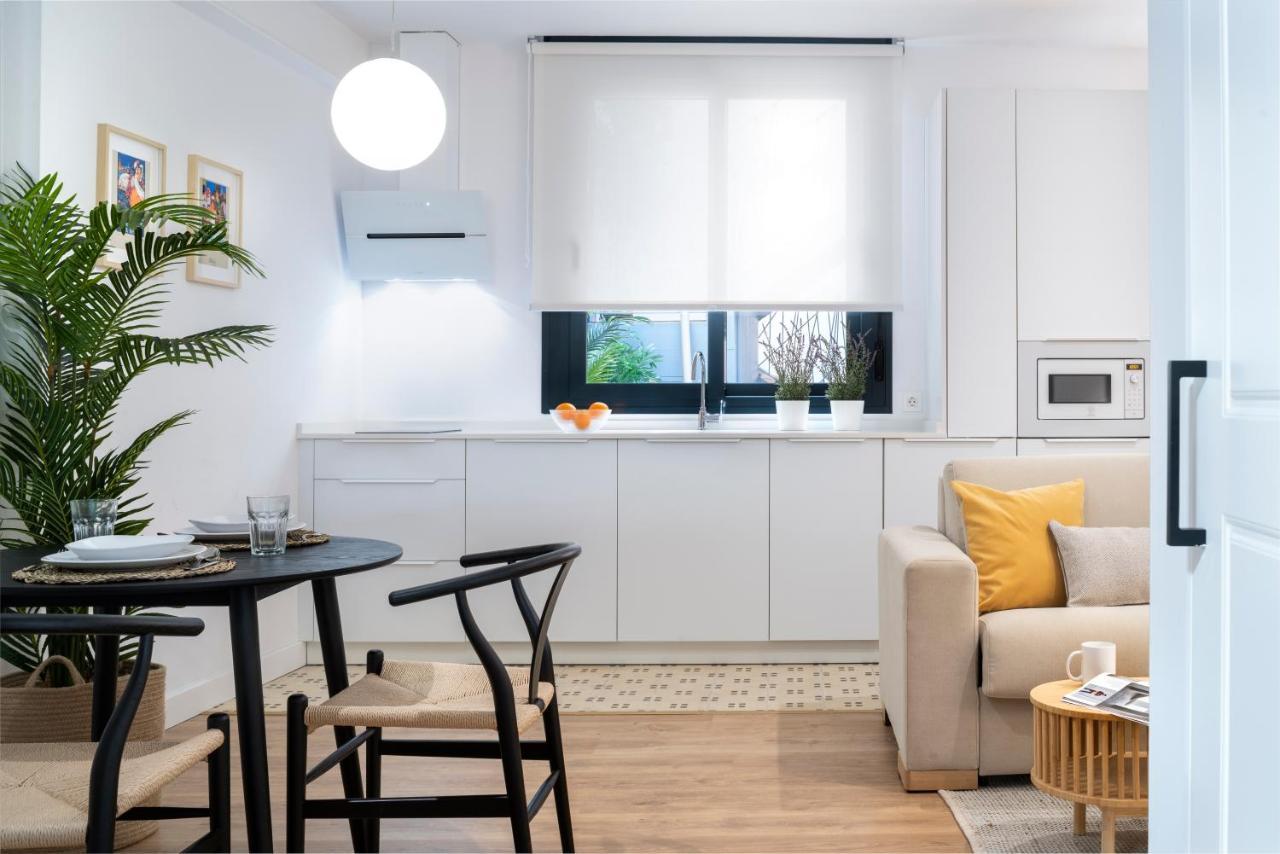 Magno Apartments Feria 132 Sevilla Eksteriør billede